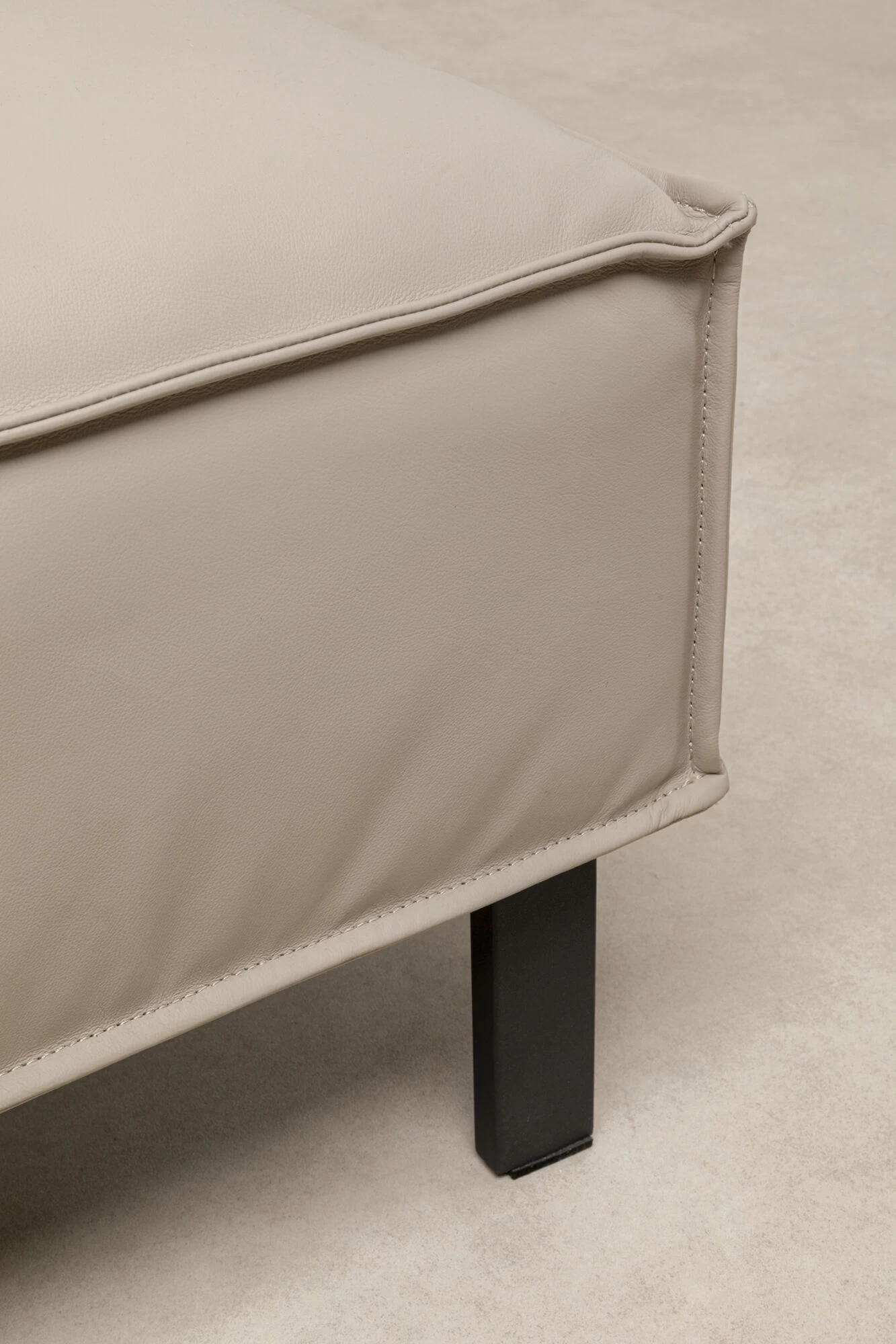 Hocker Victor Leder Grau – Bild 2