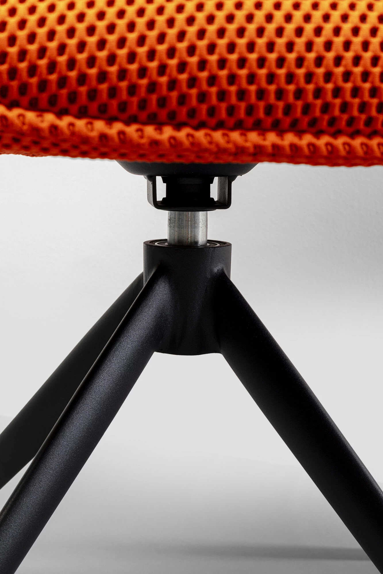 Drehstuhl Carlito Mesh Orange – Bild 8