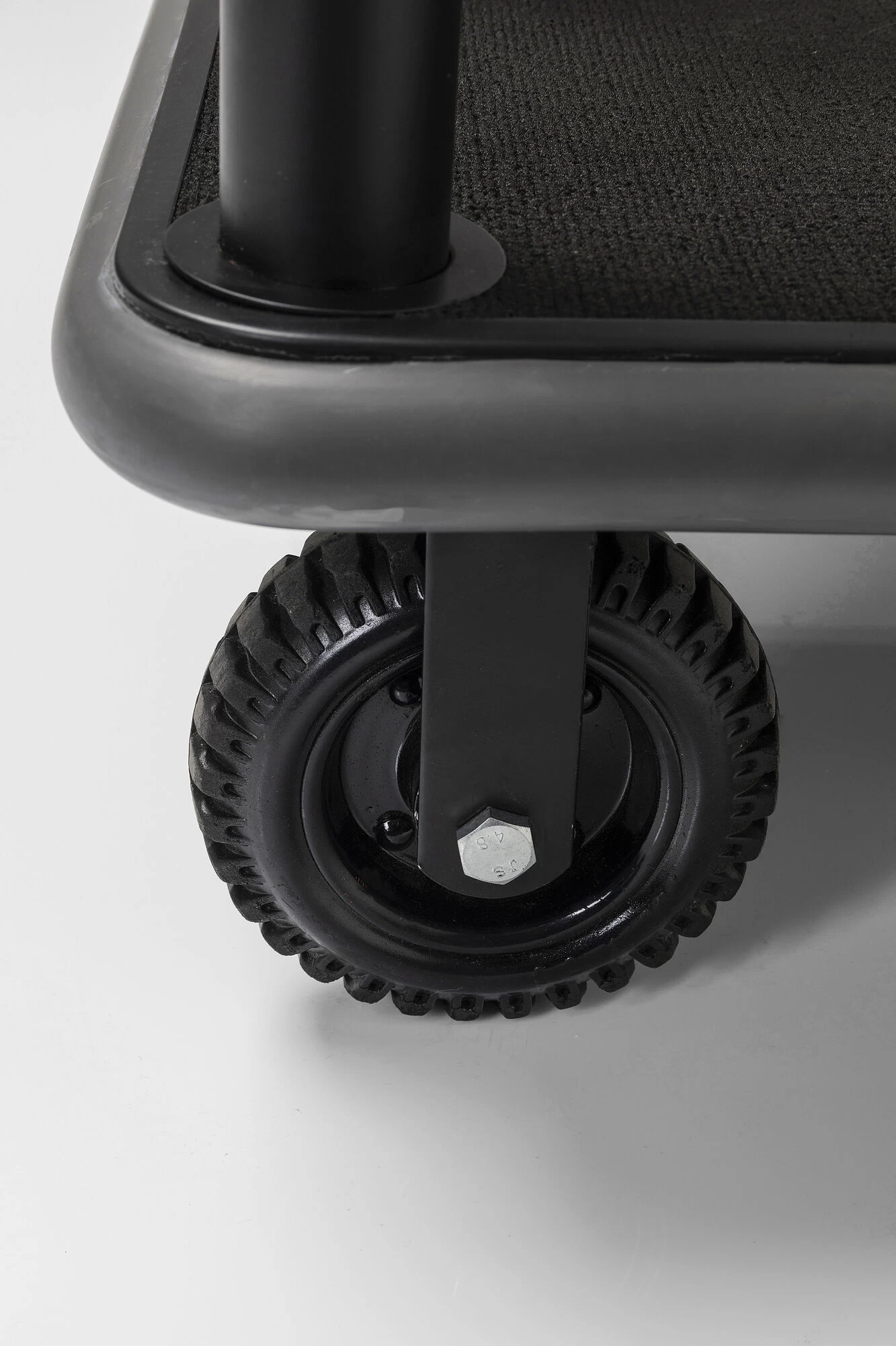 VIP GepĂ€ckwagen Vegas Matt Schwarz â Bild 8