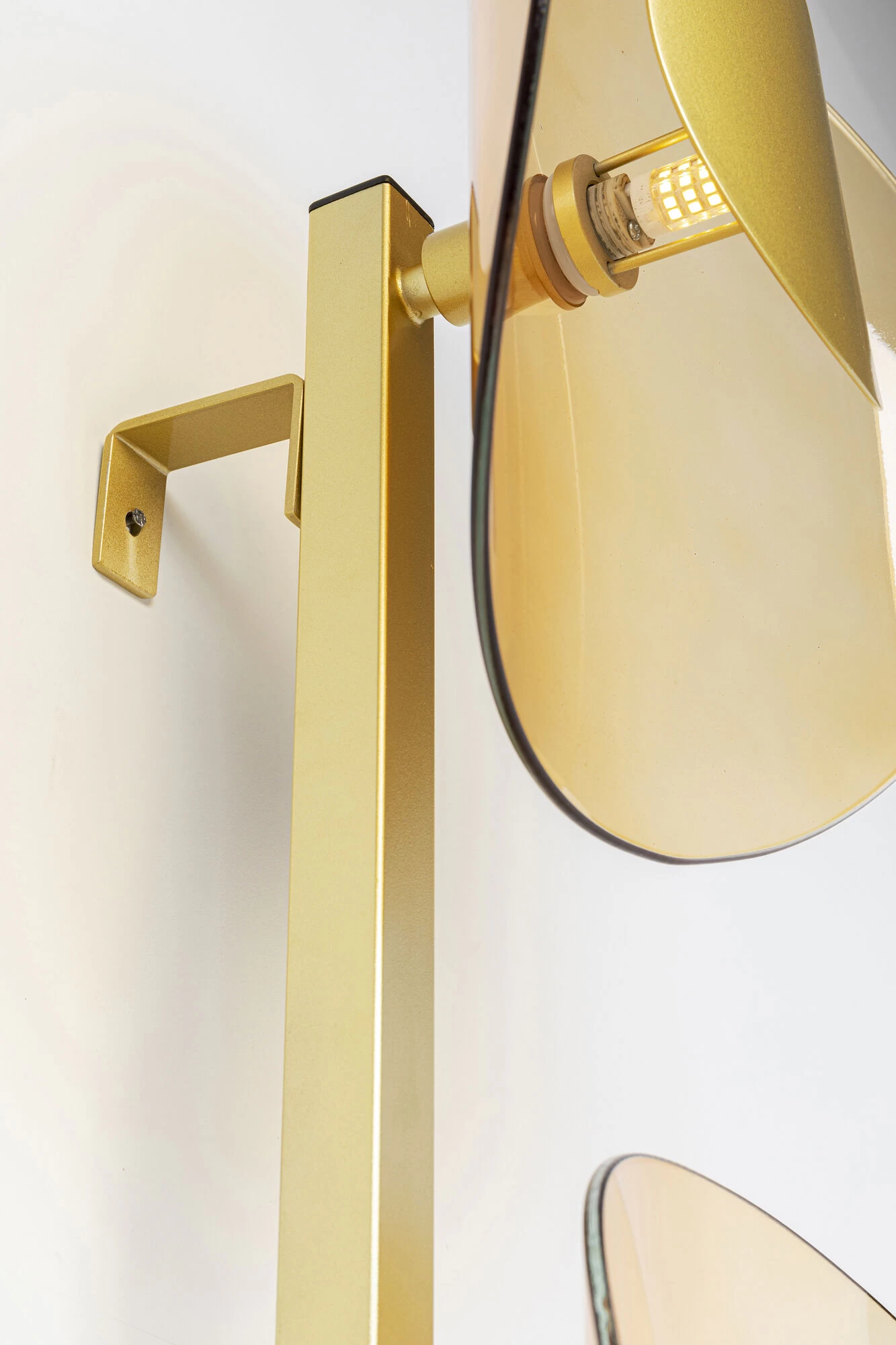 Wandleuchte Mariposa Brass 116x198cm – Bild 8