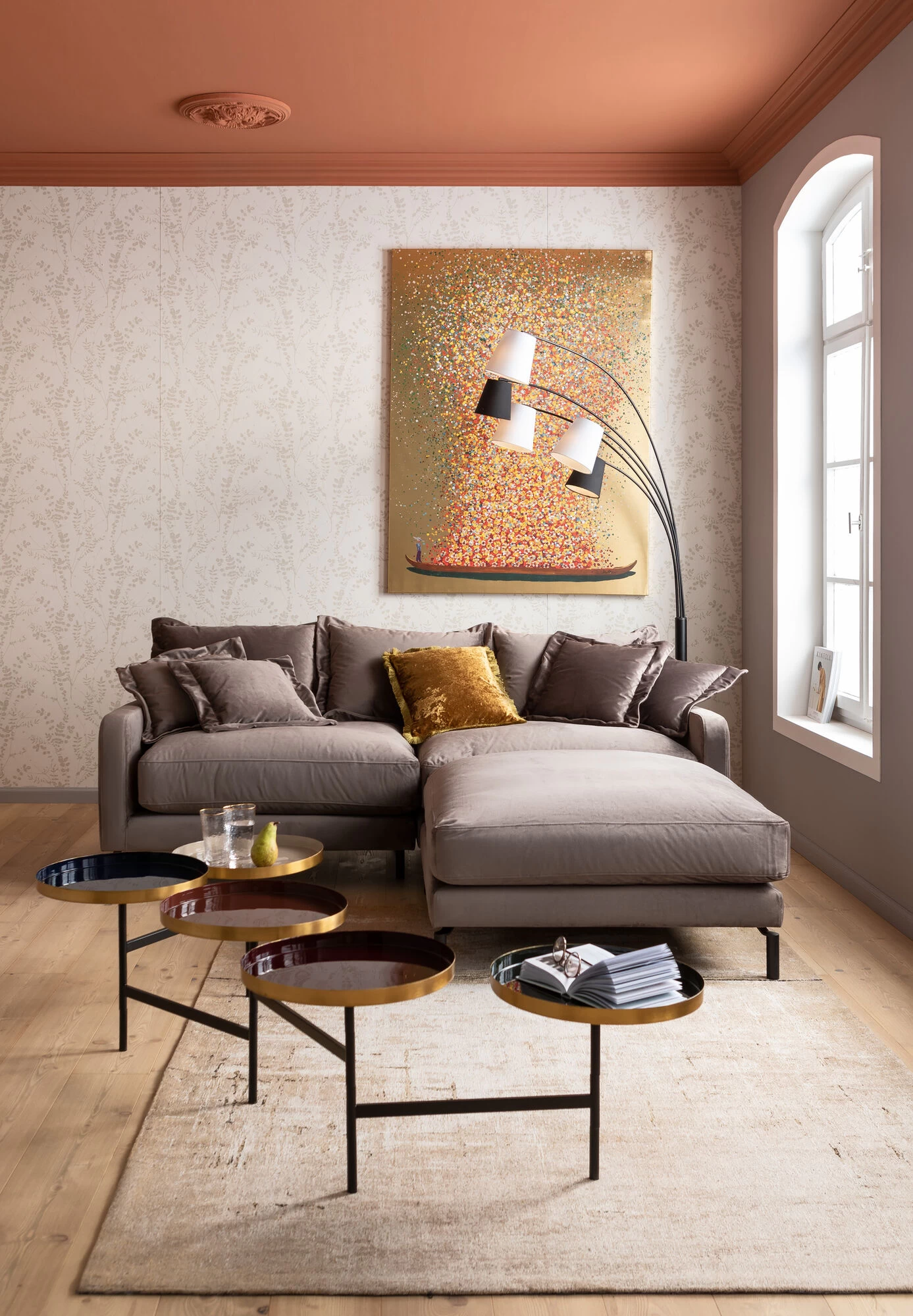 Hocker Lullaby Taupe – Bild 2