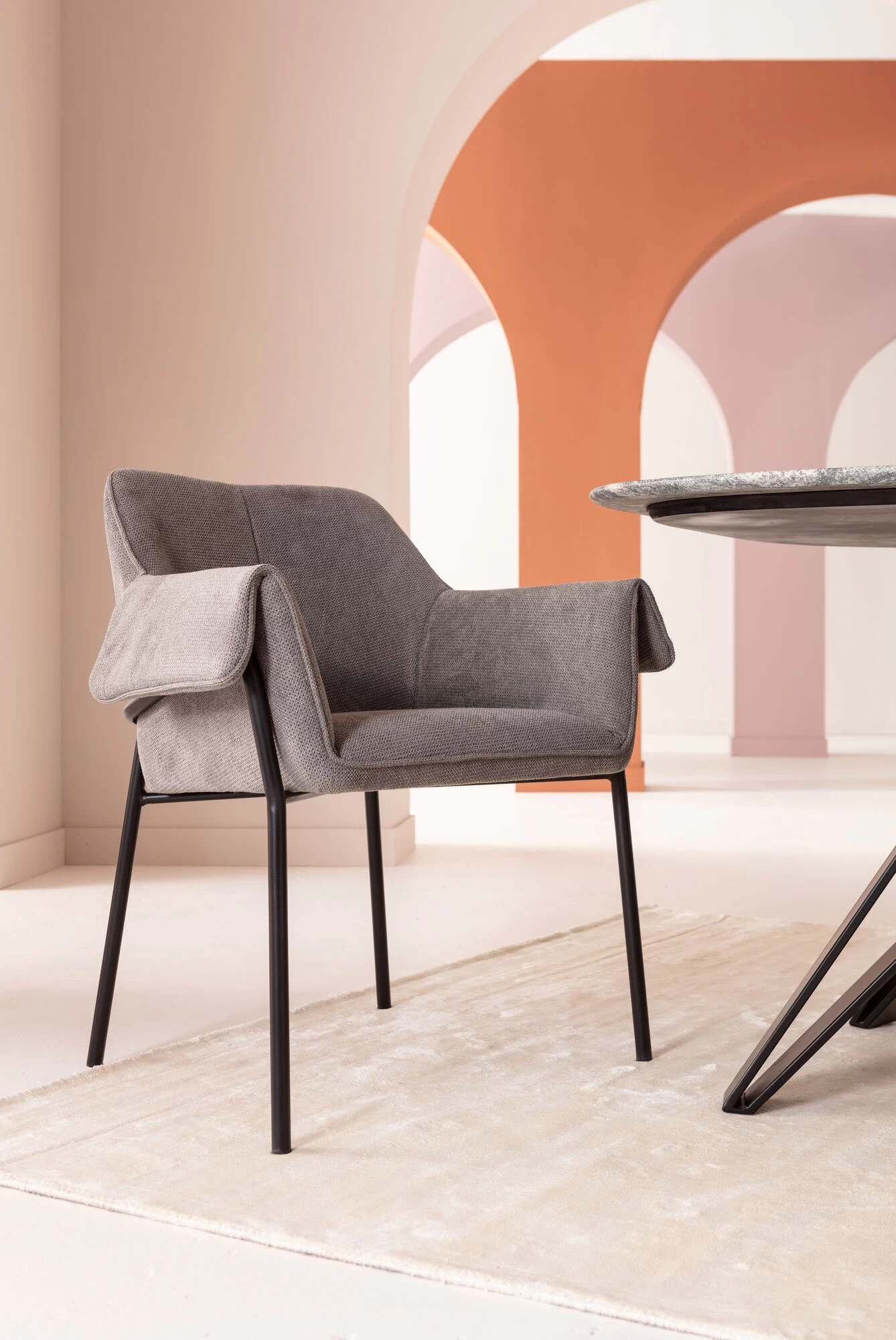 Armlehnstuhl Bess Grau – Bild 4