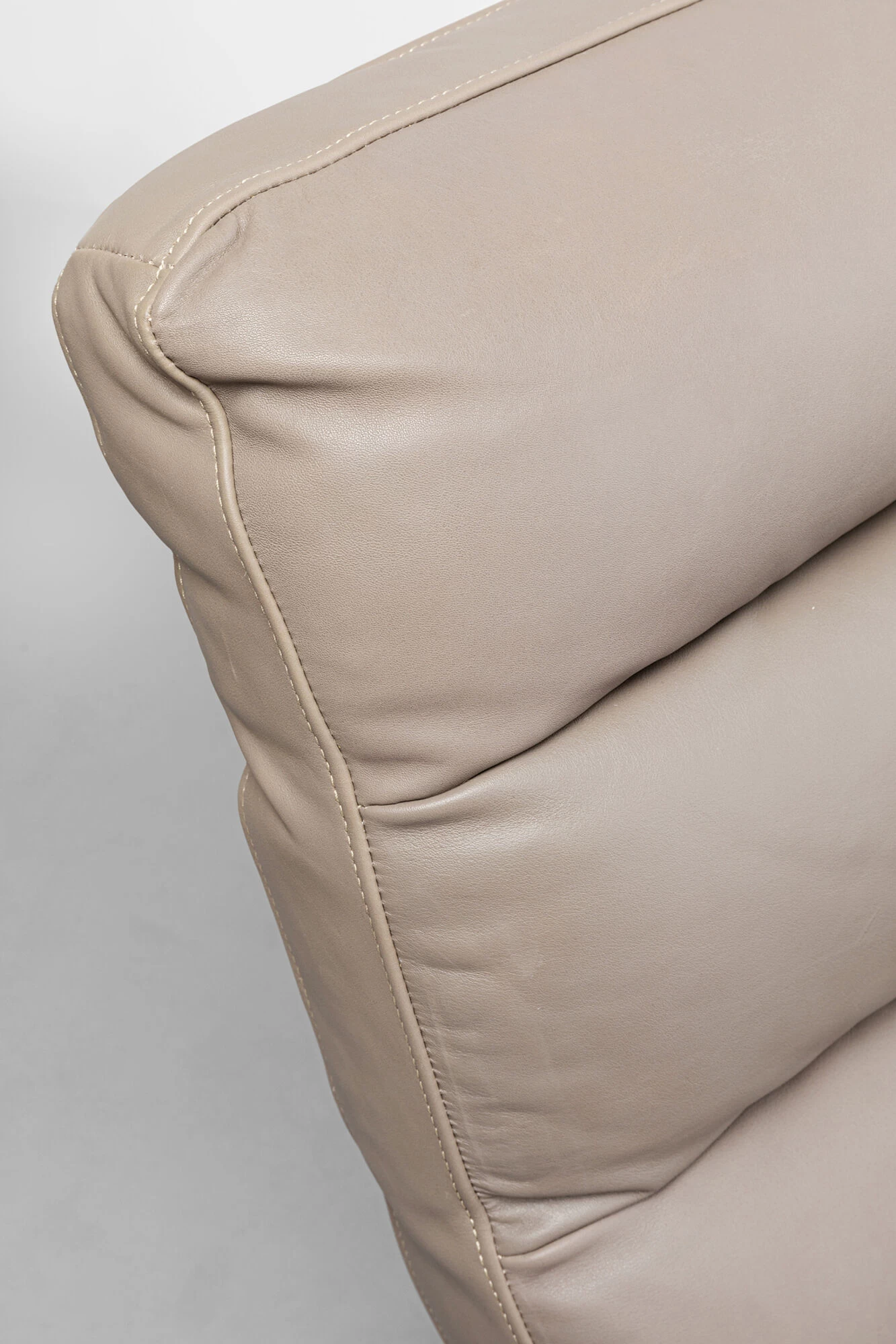 Sessel + Hocker Novel – Bild 8