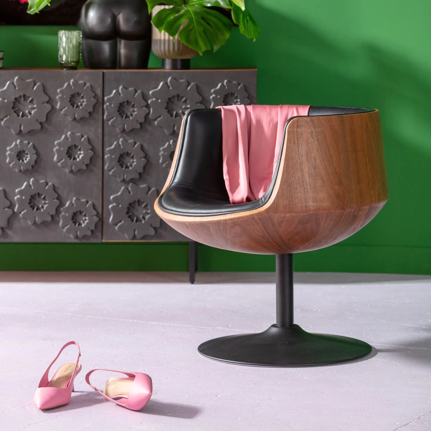 Drehstuhl Club Walnut