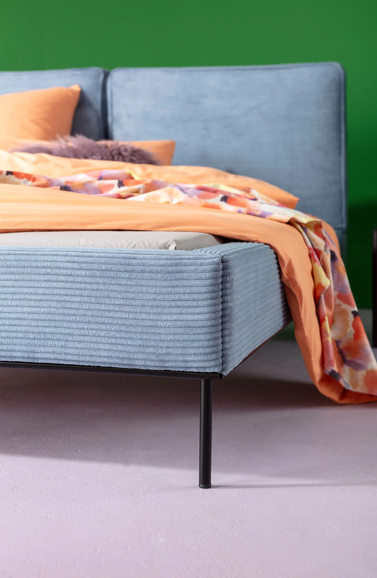 Bett East Side Cord Blau 160x200cm – Bild 4