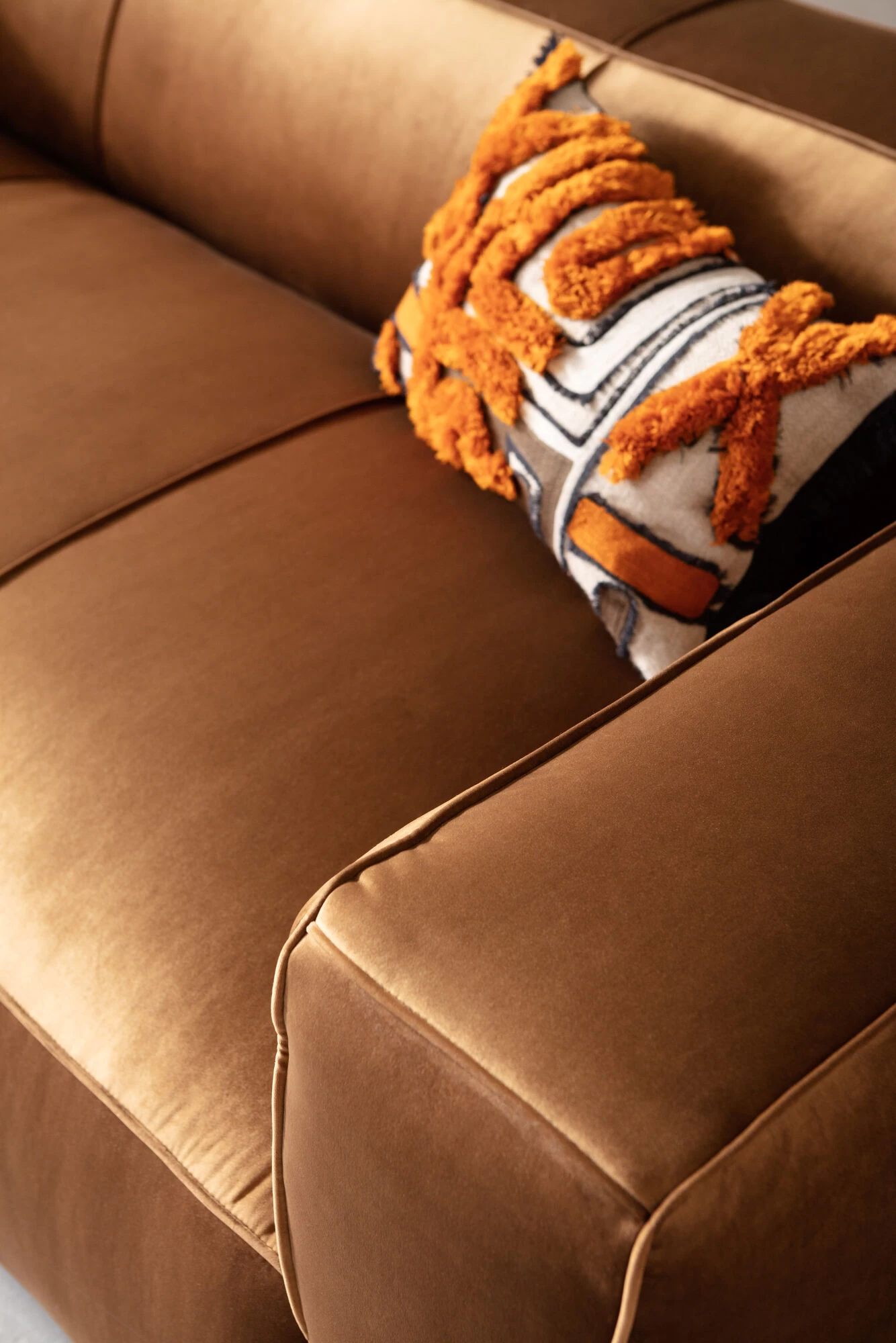 Sofa Cubetto 3-Sitzer Velvet Braun 220cm – Bild 5