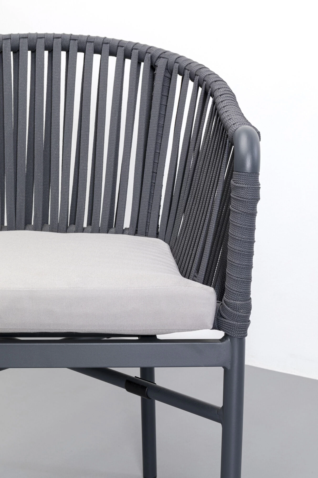 Armlehnstuhl Santanyi Dunkelgrau – Bild 10
